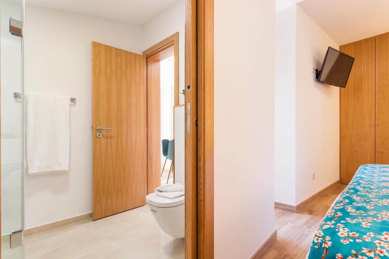 Ferienwohnung Perfect 1 Bed In Chiado With Terrace And Aircon Lissabon Exterior foto